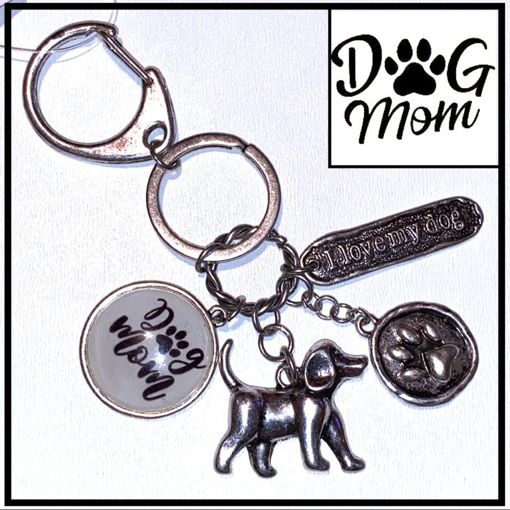 I Love My Dog “Dog “Dog Mom” Keychain NWT